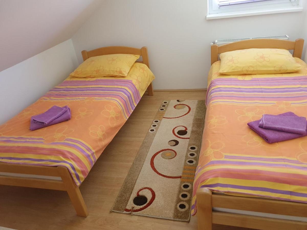 Apartmani Apolon Vrdnik Εξωτερικό φωτογραφία