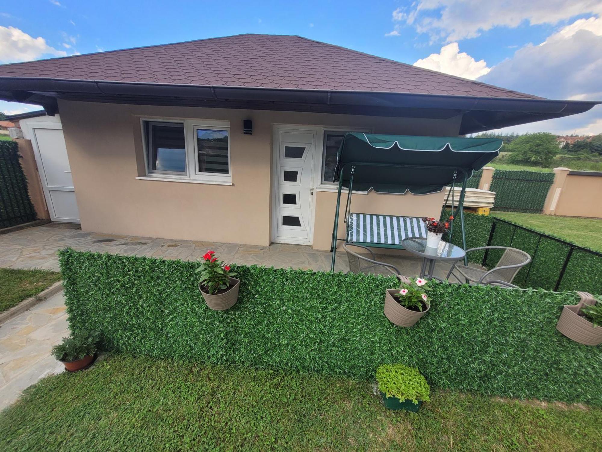 Apartmani Apolon Vrdnik Εξωτερικό φωτογραφία